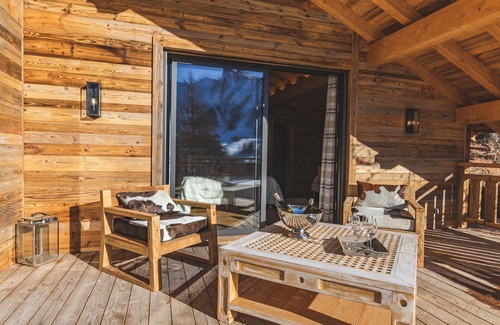 Allos Chalet De Esquí | Prestigious chalet at the foot of the slopes