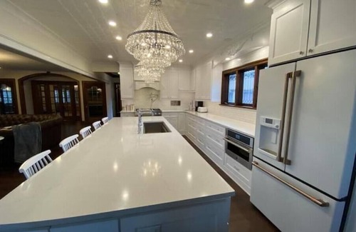 Johnsburg Casa | Prestigious Pistakee Bay Estate
