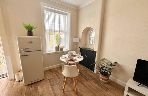 Prestwick Apartamento | Prestwick/KingB/PetsOk/FreeP/ Wifi/Tv