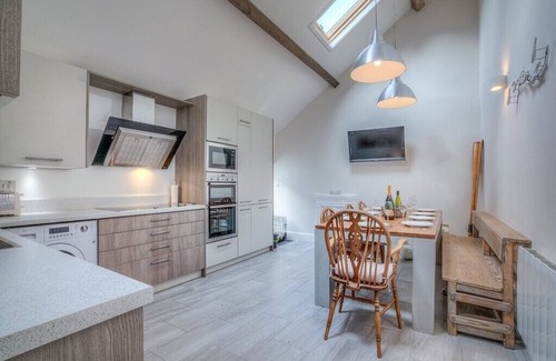 Abersoch Cabaña | PRESWYLFA, family friendly, character holiday cottage in Abersoch