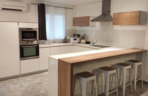 Cabestany Casa | Pretty air-conditioned single-storey villa with swimming pool