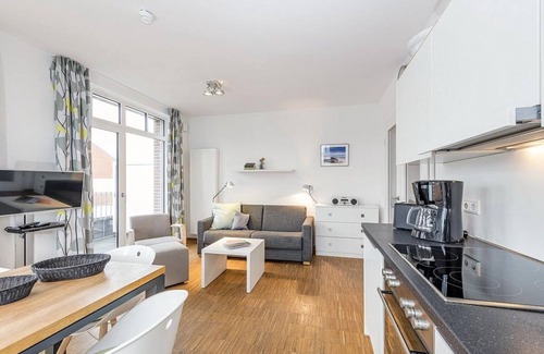 Horum Apartamento | Pretty apartment with sunny balcony in south-east location - only 100 m to the beach