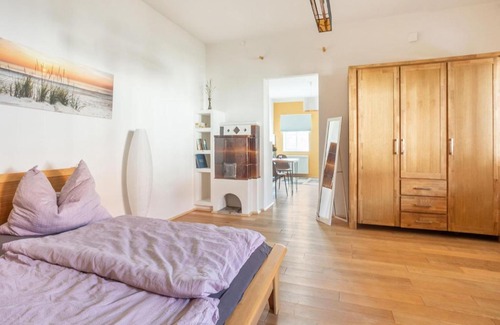 Loipersdorf bei Fuerstenfeld Apartamento | Pretty holiday apartment on a farm near F rstenfeld