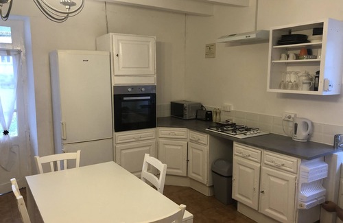 Oradour-Fanais Cabaña | Pretty cosy Cottage sleeps 4 in Oradour Fanais,