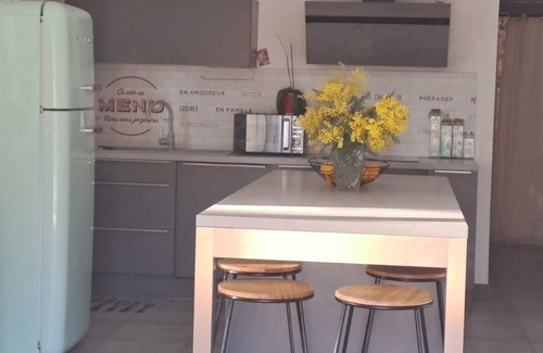 Sarrola-Carcopino Apartamento | Pretty ground floor villa with pool