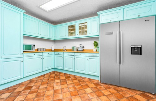 Harborne Casa | Pretty House in Popular Harborne