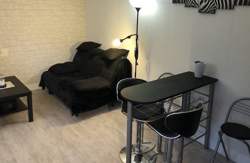 Draveil Apartamento | Vrbo Property