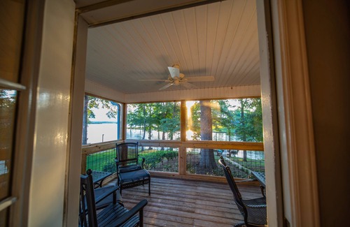 Inman Casa | Pretty Lake Bowen SC Retreat, cerca de TIEC, Asheville, Spartanburg, Furman, Wofford