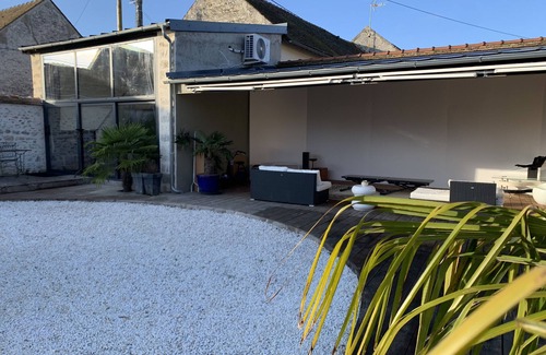 Chevrainvilliers Casa | Pretty loft with Nordic bath in the heart of the Oasis
