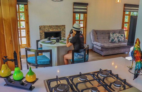 Filandia Cabina | Pretty Modern Cabin at the Tourist Area. MILAGROS