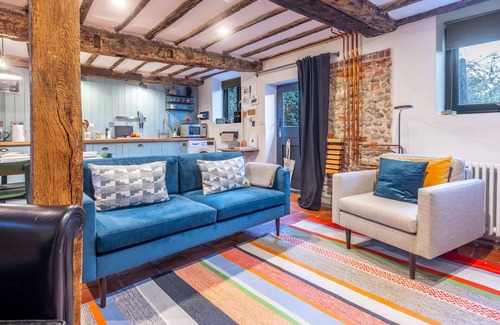 Kelling Cabaña | Pretty Norfolk Cottage in Coastal Village - Romantic, Dog & Family Friendly