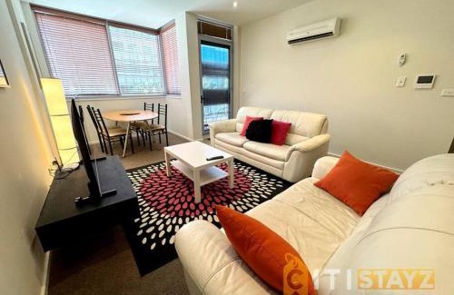City West Apartamento | Pretty Penthouse - Close to ANU