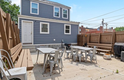 Central Northside Casa | Pretty Pittsburgh*2BR1BA|Central