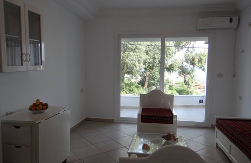 Hammam Al Agzaz Apartamento | Apartamento de lujo bastante tranquilo - frente al mar 3 p. - Yousser