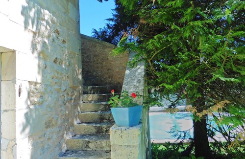 Salles-en-Toulon Casa | BONITA CASA DE PIEDRA RENOVADA
