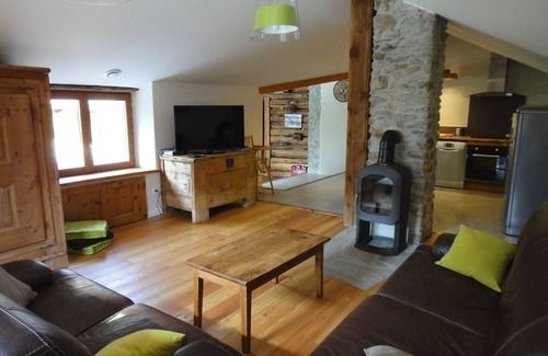 Saint-Veran Chalet De Esquí | Bonita granja 4 * independiente y renovada (6-12 pers.)
