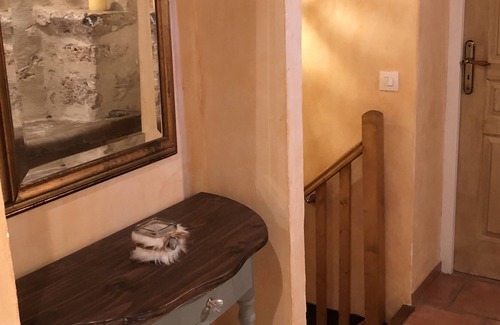 Mouzieys-Panens Cabaña | Pretty stone cottage with terrace in a property with swimming pool