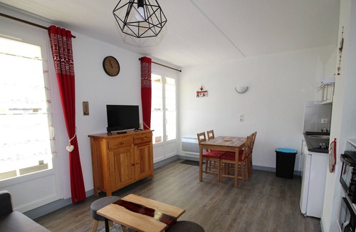 Premanon Apartamento | Pretty Studio Mountain and Nature classified 2 stars
