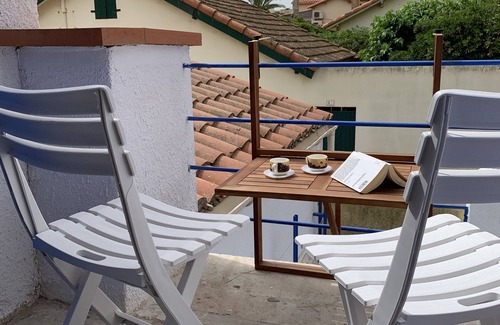 La Jetee Casa | Pretty "TinyHouse" beach cottage with outdoor area and secure parking