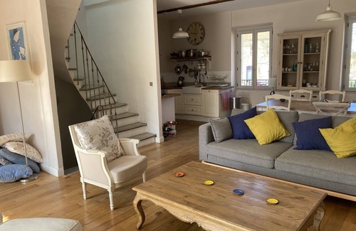 Saint-Genis Casa | Pretty village house with private heated pool. Opposite historic church.