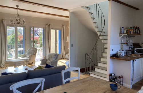 Saint-Genis Casa | Pretty village house with private heated pool. Opposite historic church.