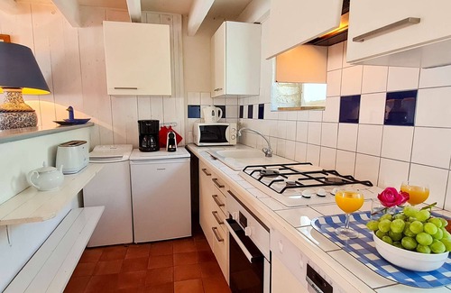 La Couarde-sur-Mer Casa | Pretty village house with its private courtyard