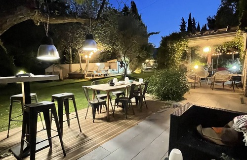 Tavel Casa | PRETTY VILLA WITH POOL SLEEPS 8