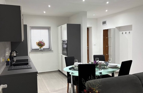 Prvacina Apartamento | Pri Drevoredu