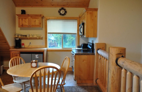 Island Park Cabina | Outland Meadows Guest House cerca de Parque Yellowstone