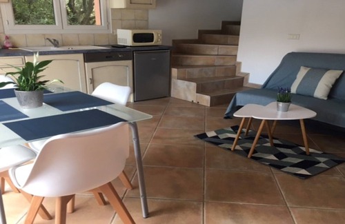 Sussargues Apartamento | precio bonito piso T2 con piscina sector Montpellier entre mar y cevennes