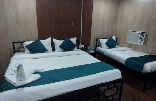 Jogiyana Hotel | PRIDE INN LUXURY RESORT BY UK HEAVEN