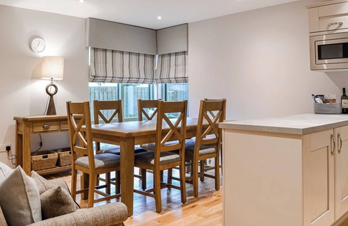 Linlithgow Cabaña | Pride of Erin - UK45929