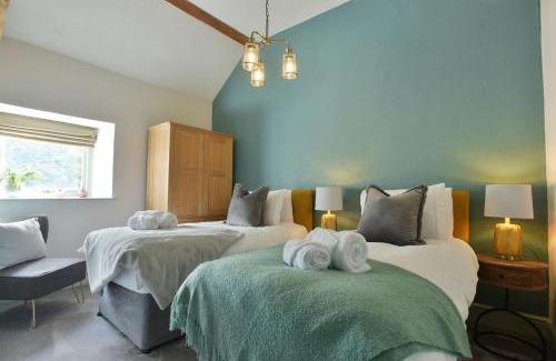 Crowdecote Casa | Priestley Cottage