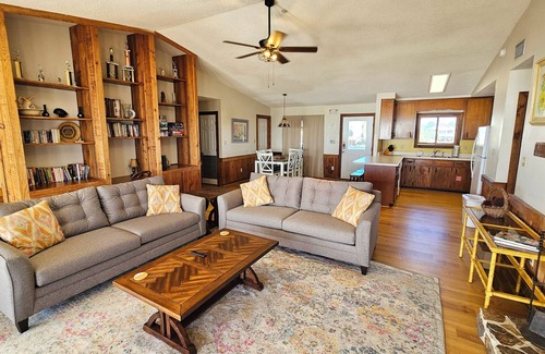 St. George Island Casa | Prima Villa: 4 BR, 2 BA House in St. George Island, Sleeps 10