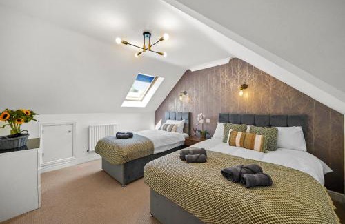 Bicester Casa | PRIME 3 BED HOUSE to BICESTER OUTLET for 8 People by Platinum Key Properties