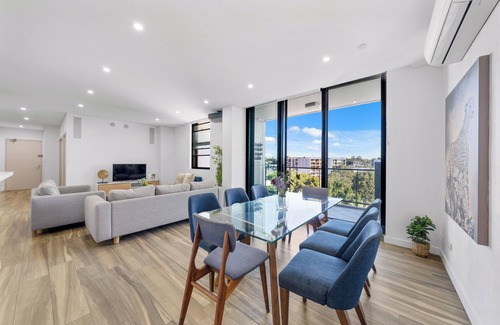 Ultimo Apartamento | Prime 3BR Apt(Parking)/ICC/DarlingHarbour-10 mins Walk