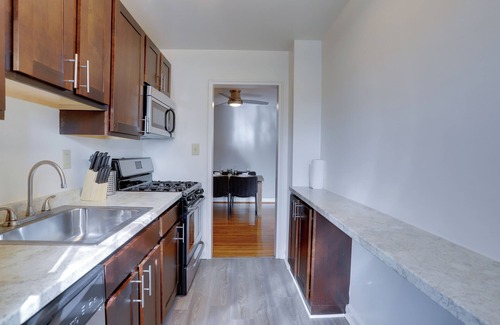 Northeast Alexandria Apartamento | Prime Alexandria Location Corporate Apt