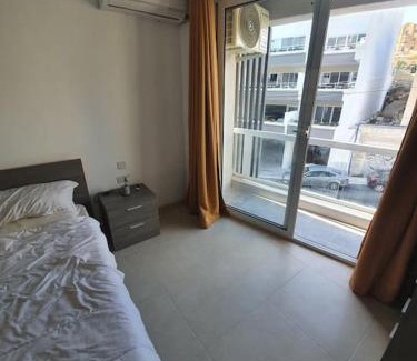 Ta' Giorni Apartamento | Prime Area 1 Bed Apt St Julians