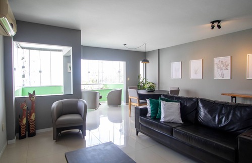 Agronomica Apartamento | Prime Area: 100m from Beiramar Norte AC3783