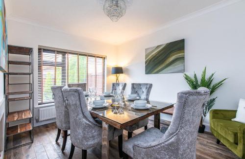 Toton Casa | Prime Beeston 3-Bed House with Driveway & Wi-Fi
