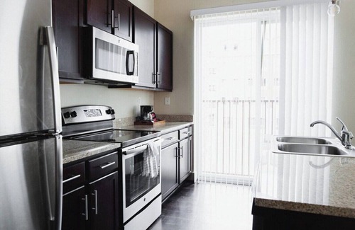 Montgomery Apartamento | Prime Downtown 1BR | Cozy Apartment