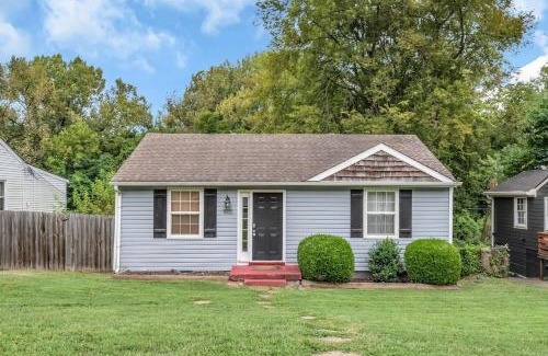 Shelby Hills Casa | Prime East Nash Location - 5 Mins to Broadway