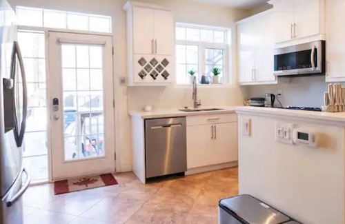 Riverside Casa | Prime East Toronto home with 3 beds & work spaces