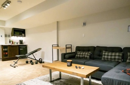 Riverside Casa | Prime East Toronto home with 3 beds & work spaces