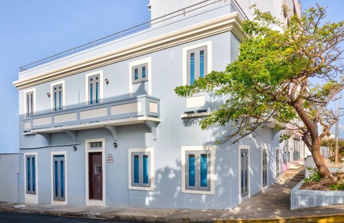 Puerta de Tierra Apartamento | Cozy Apartment in Prime San Juan, Walk to Beach