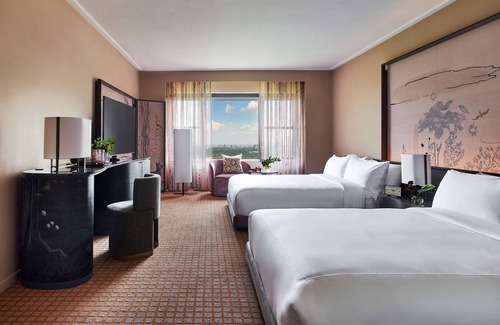 Central Park South Hotel | Prime Location! 3 Spacious Units, Steps to Central Park and Top of the Rock!