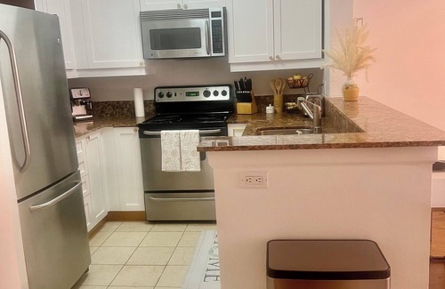 University City Condominio | Prime location, 5 minutes to the Beach, UCSD, Hospitals, UTC Mall