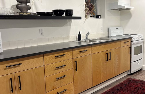Bickford Park Casa | PRIME LOCATION City Suite in heart of Little Italy