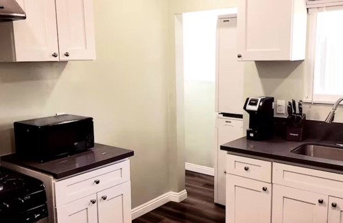 Alhambra Apartamento | Prime location Close to Downtown LA 2 bed 1 bath Kingsize Bed Private Entry! 17
