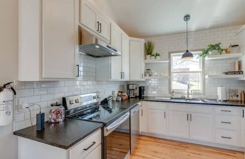 McFerrin Park Casa | PRIME LOCATION East Nashville Carriage House